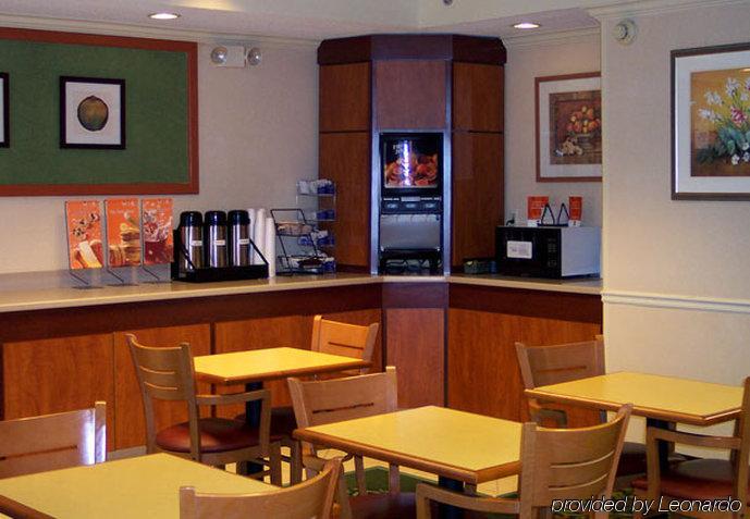 Red Roof Inn & Suites Виксбърг Екстериор снимка